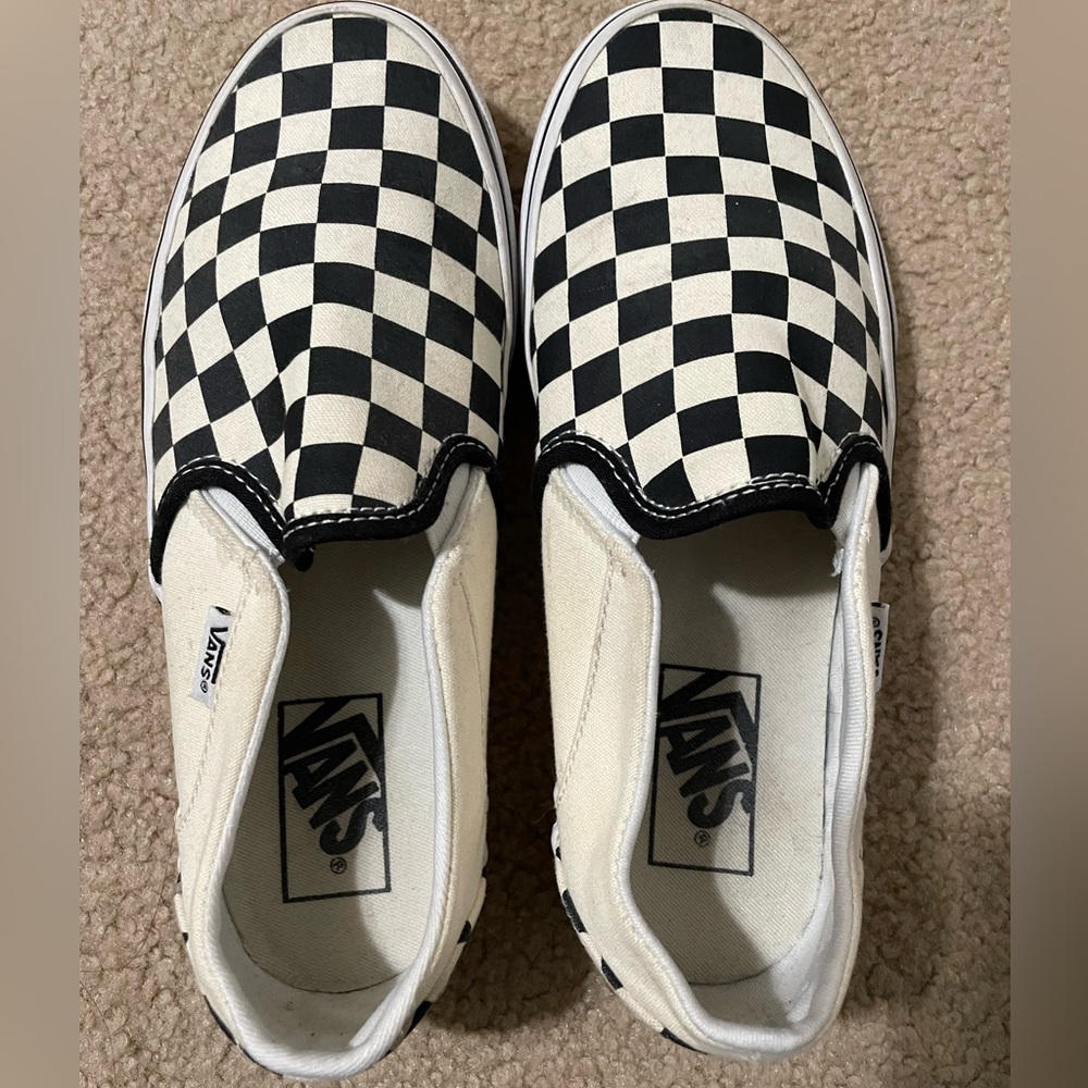 Vans checkered slip on sneakers women 6